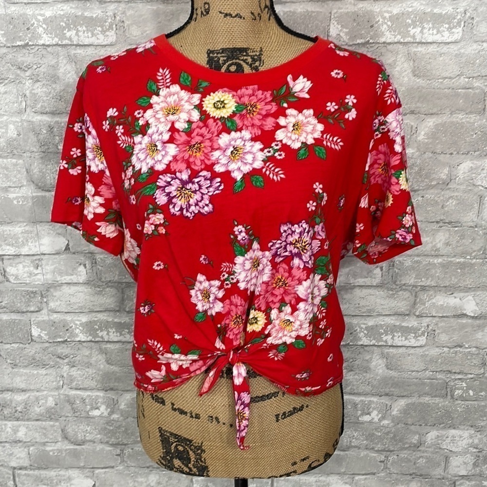 Divided Floral Cropped Tie Top